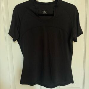 lululemon athletica Black Short Sleeve Tee